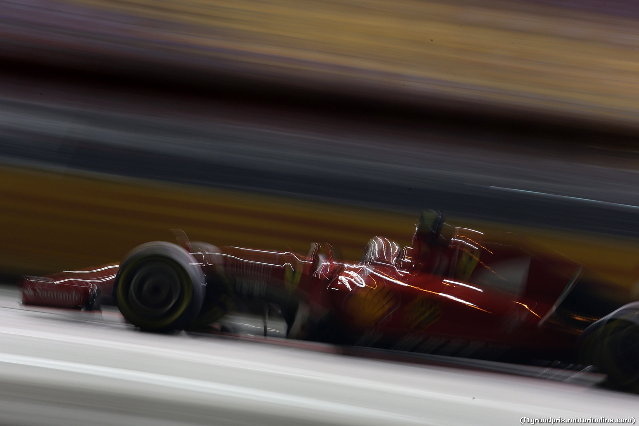 GP SINGAPORE, 18.09.2015 - Prove Libere 2, Sebastian Vettel (GER) Ferrari SF15-T