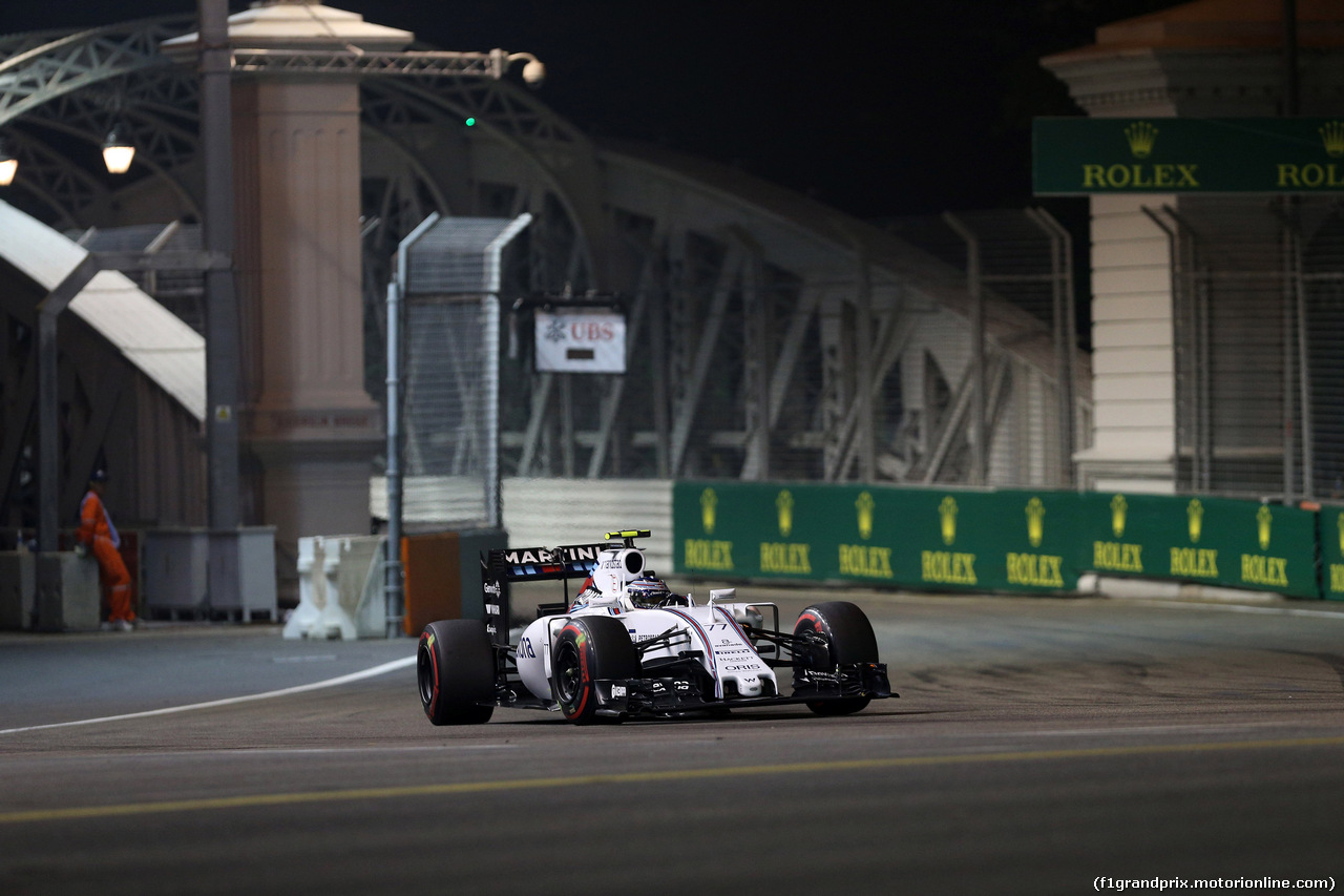 GP SINGAPORE, 18.09.2015 - Prove Libere 2, Valtteri Bottas (FIN) Williams F1 Team FW37
