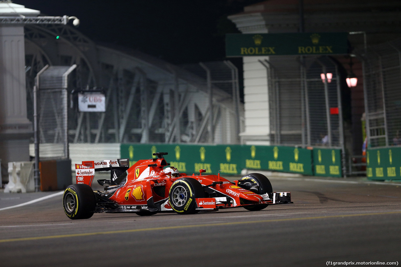GP SINGAPORE, 18.09.2015 - Prove Libere 2, Sebastian Vettel (GER) Ferrari SF15-T