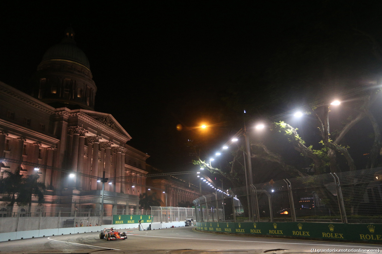 GP SINGAPORE, 18.09.2015 - Prove Libere 2, Kimi Raikkonen (FIN) Ferrari SF15-T