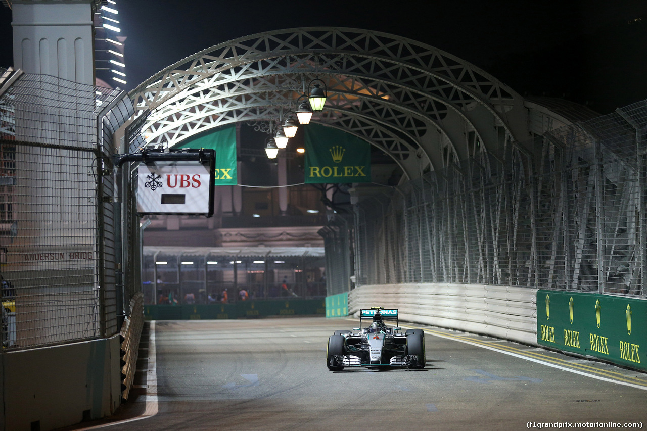 GP SINGAPORE, 18.09.2015 - Prove Libere 2, Nico Rosberg (GER) Mercedes AMG F1 W06