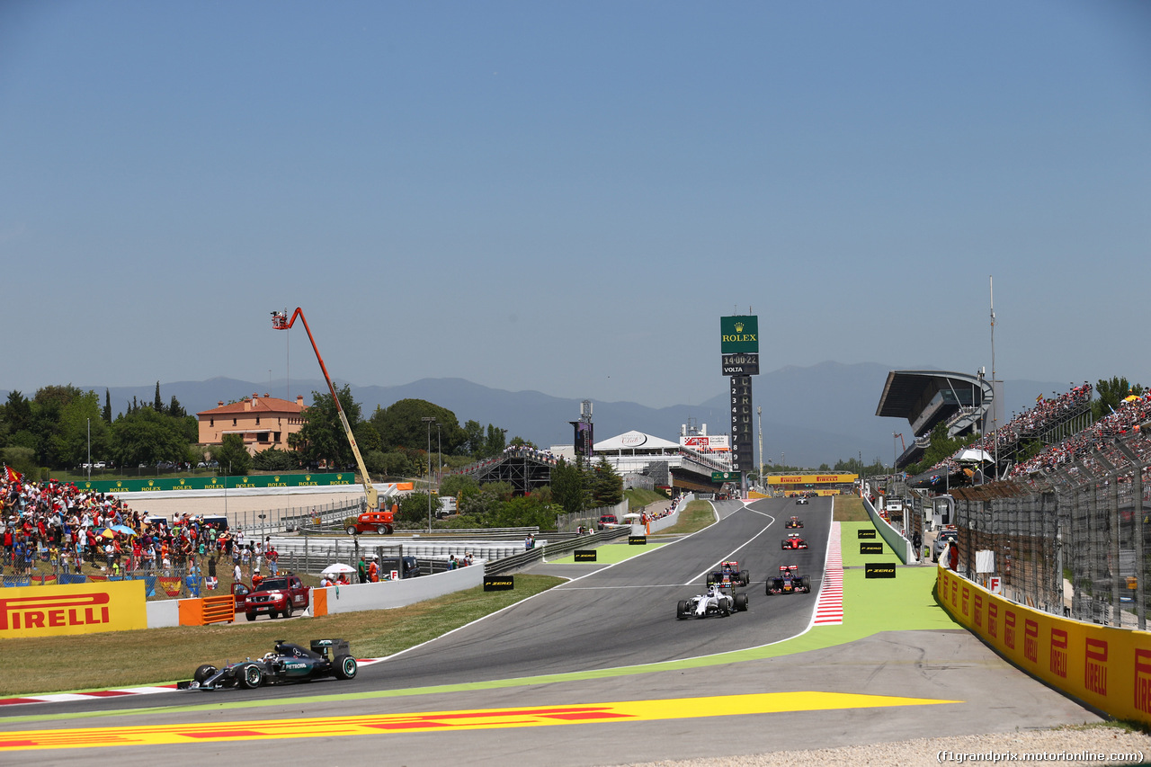 GP SPAGNA, 10.05.2015- Lewis Hamilton (GBR) Mercedes AMG F1 W06