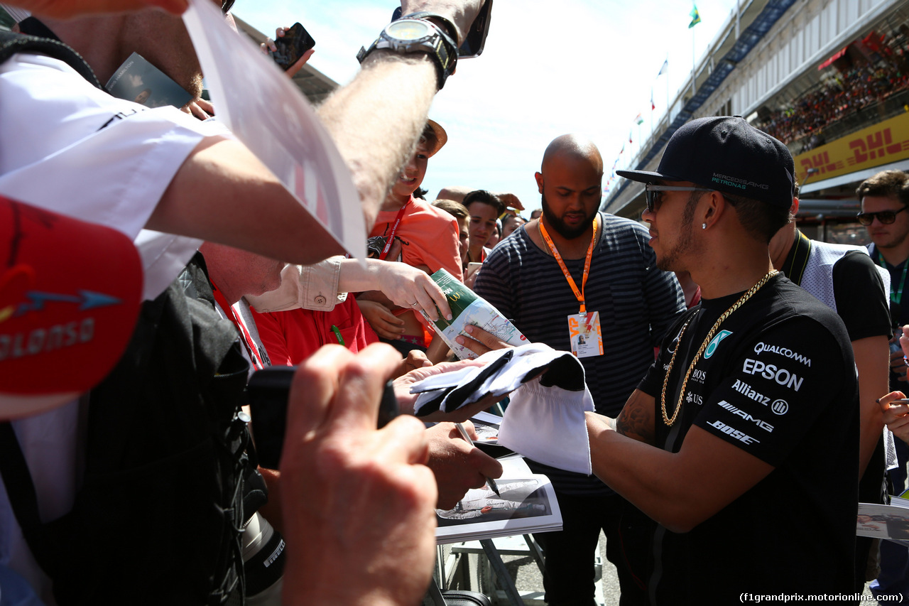 GP SPAGNA, 07.05.2015- Lewis Hamilton (GBR) Mercedes AMG F1 W06