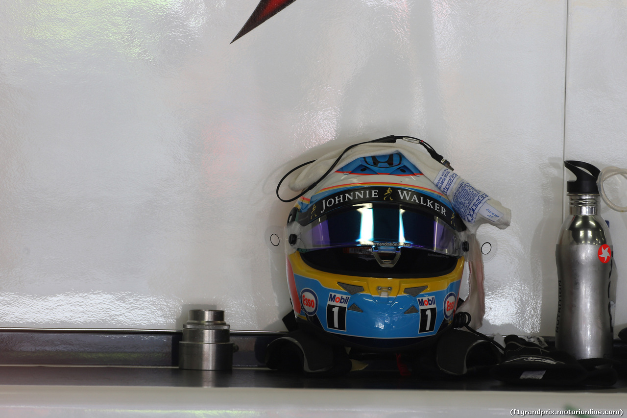 GP SPAGNA, 08.02.2015- Prove Libere 1, Fernando Alonso (ESP) McLaren Honda MP4-30