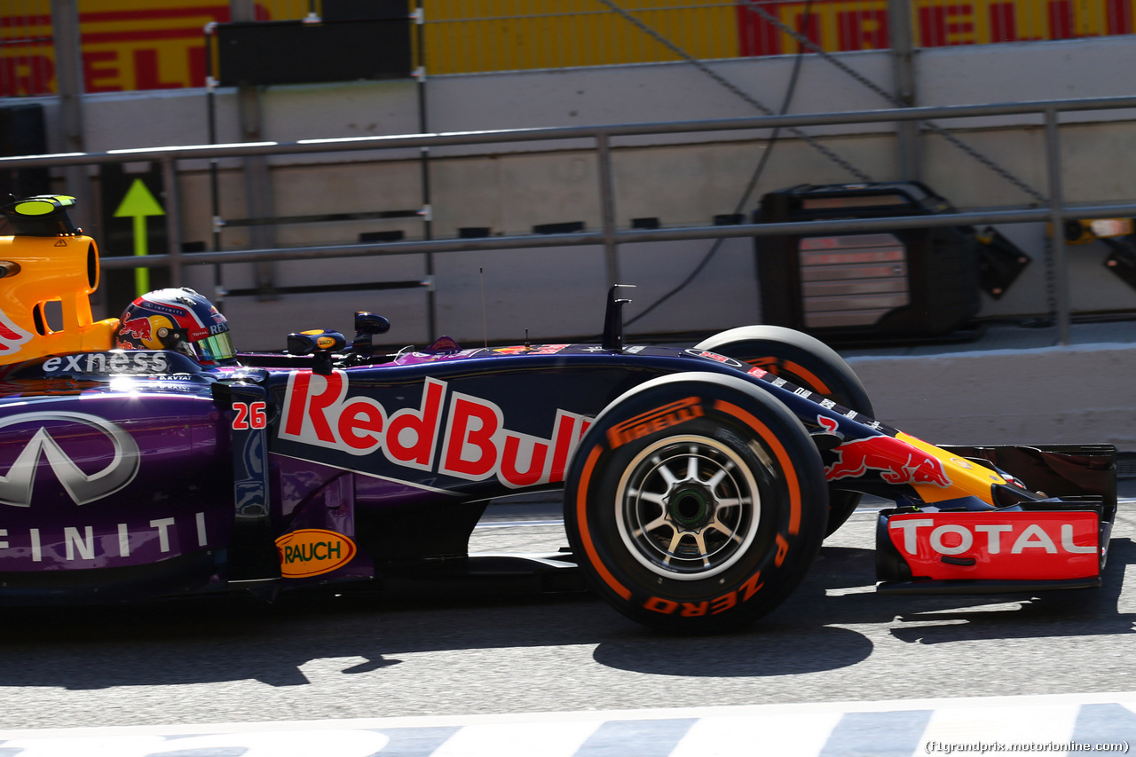 GP SPAGNA, 08.02.2015- Prove Libere 1, Daniil Kvyat (RUS) Red Bull Racing RB11