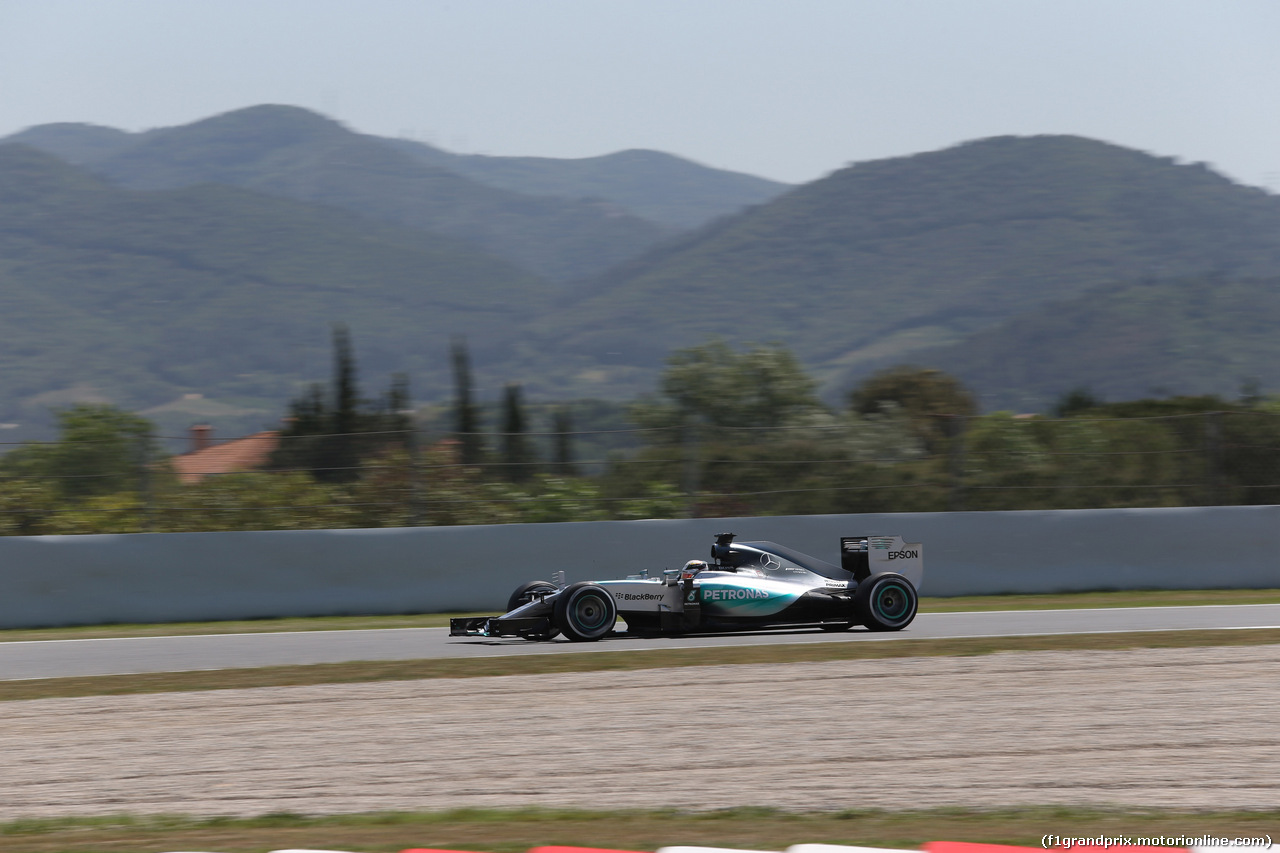 GP SPAGNA, 08.02.2015- Prove Libere 2, Lewis Hamilton (GBR) Mercedes AMG F1 W06
