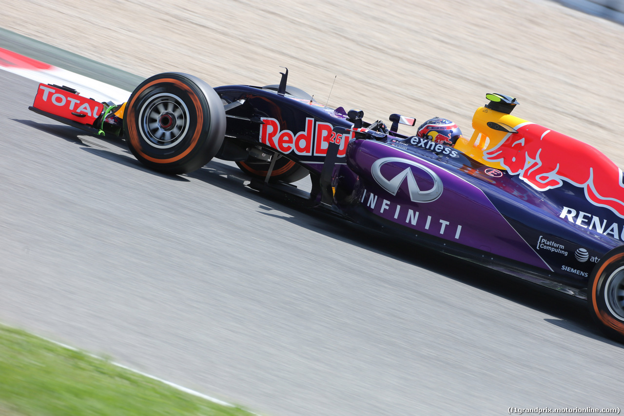 GP SPAGNA, 08.02.2015- Prove Libere 2, Daniil Kvyat (RUS) Red Bull Racing RB11
