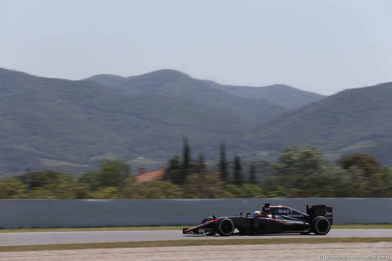 GP SPAGNA, 08.02.2015- Prove Libere 2, Fernando Alonso (ESP) McLaren Honda MP4-30