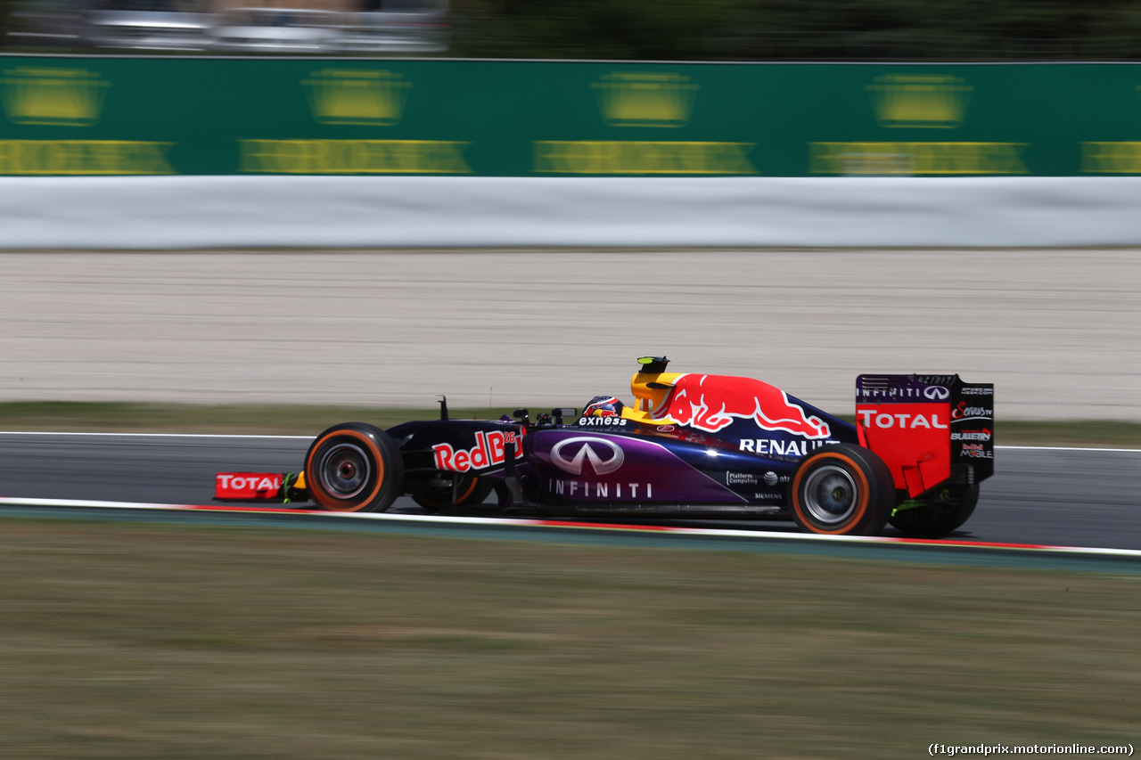 GP SPAGNA, 08.02.2015- Prove Libere 2, Daniil Kvyat (RUS) Red Bull Racing RB11