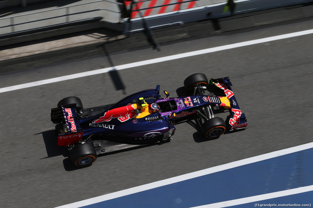 GP SPAGNA, 08.02.2015- Prove Libere 2, Daniil Kvyat (RUS) Red Bull Racing RB11