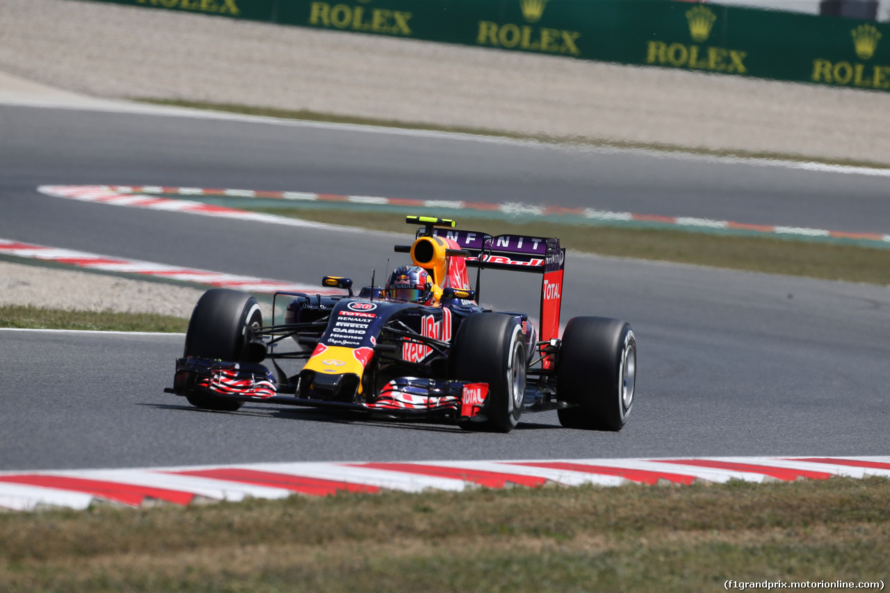 GP SPAGNA, 08.02.2015- Prove Libere 2, Daniil Kvyat (RUS) Red Bull Racing RB11