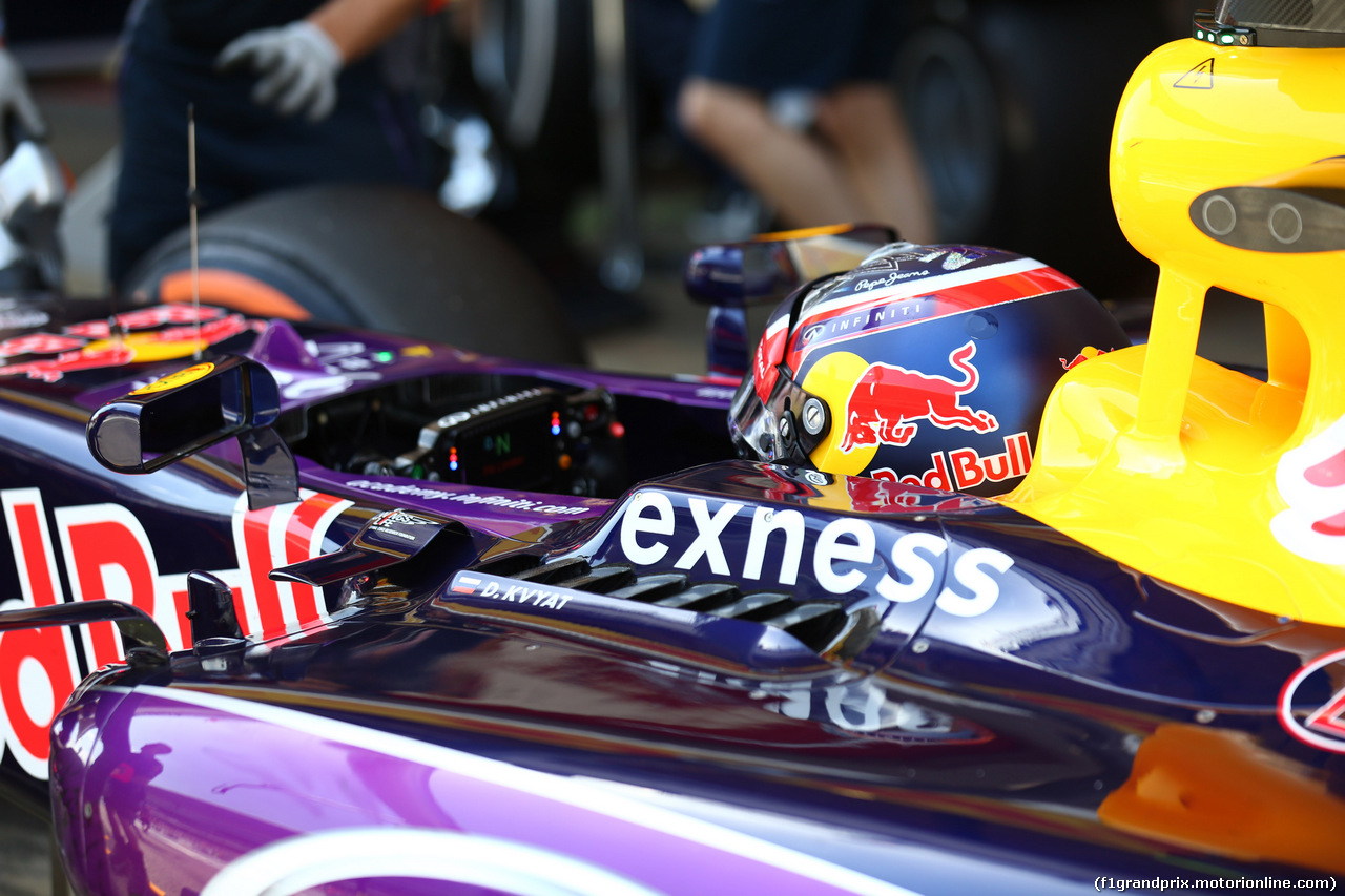 GP SPAGNA, 08.02.2015- Prove Libere 2, Daniil Kvyat (RUS) Red Bull Racing RB11