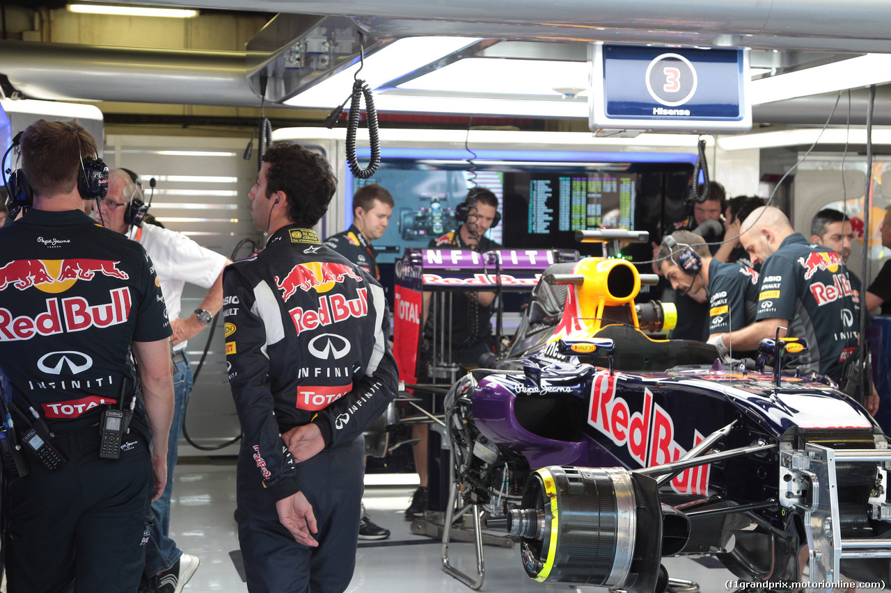GP SPAGNA, 08.02.2015- Prove Libere 2, Daniel Ricciardo (AUS) Red Bull Racing RB11