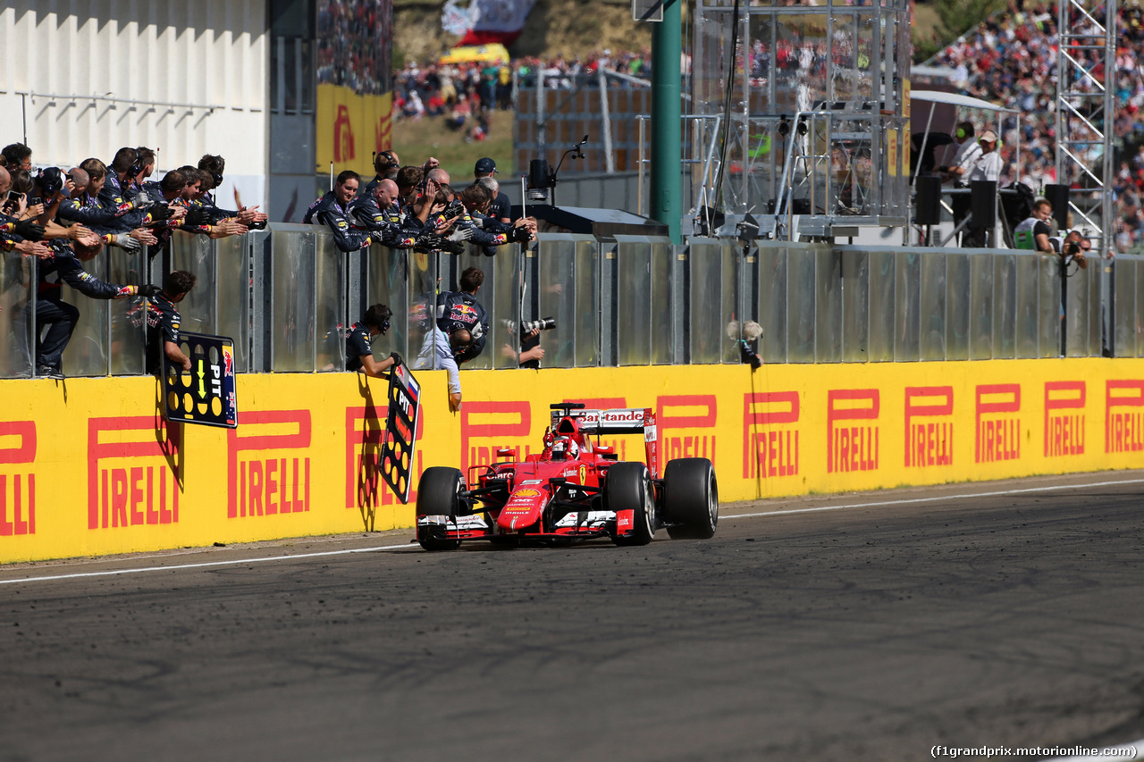 GP UNGHERIA, 26.07.2015 - Gara, Sebastian Vettel (GER) Ferrari SF15-T vincitore