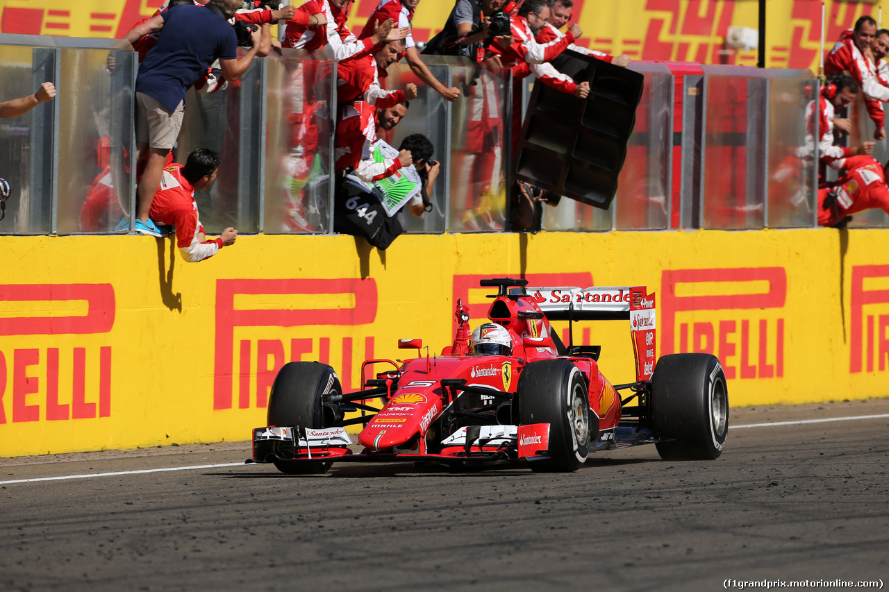 GP UNGHERIA, 26.07.2015 - Gara, Sebastian Vettel (GER) Ferrari SF15-T vincitore