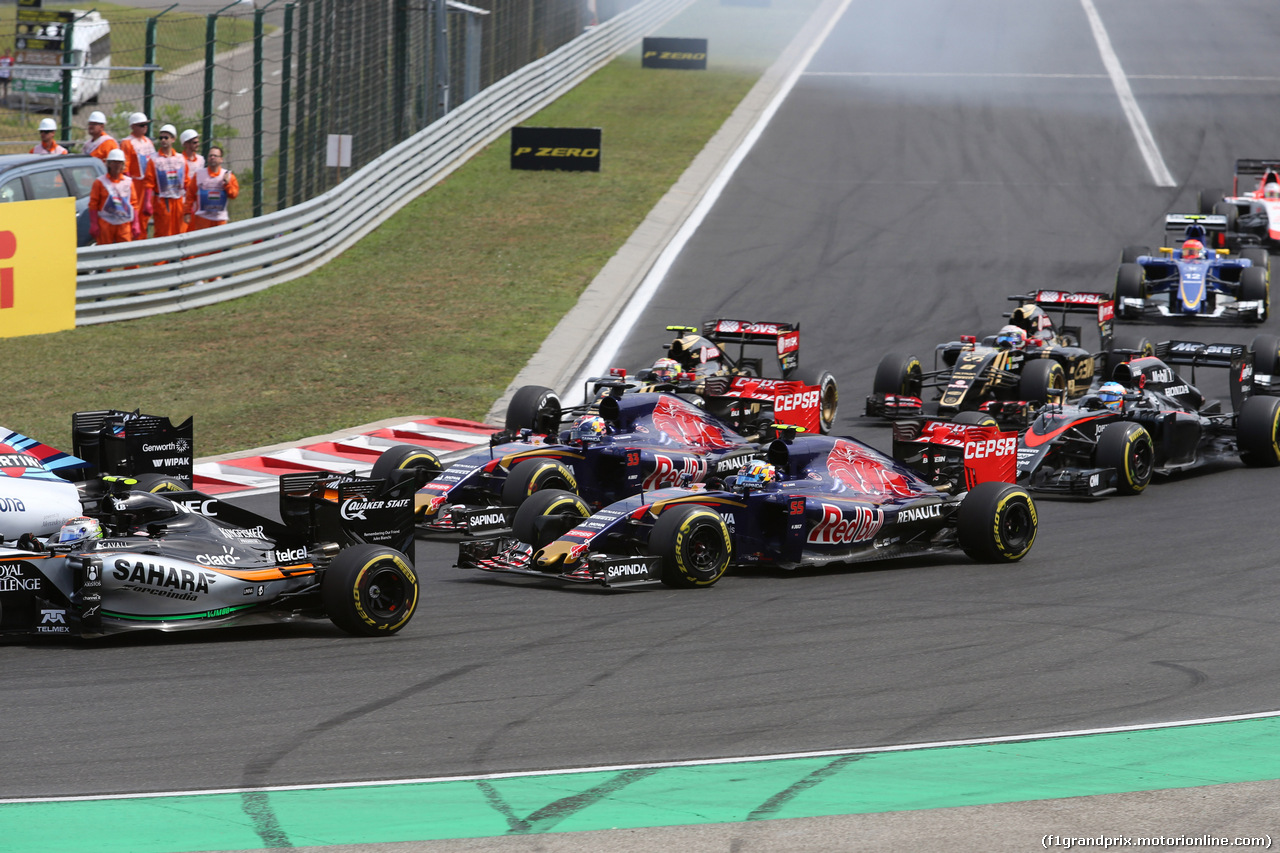 GP UNGHERIA, 26.07.2015 - Gara, Start of the race, Carlos Sainz Jr (ESP) Scuderia Toro Rosso STR10