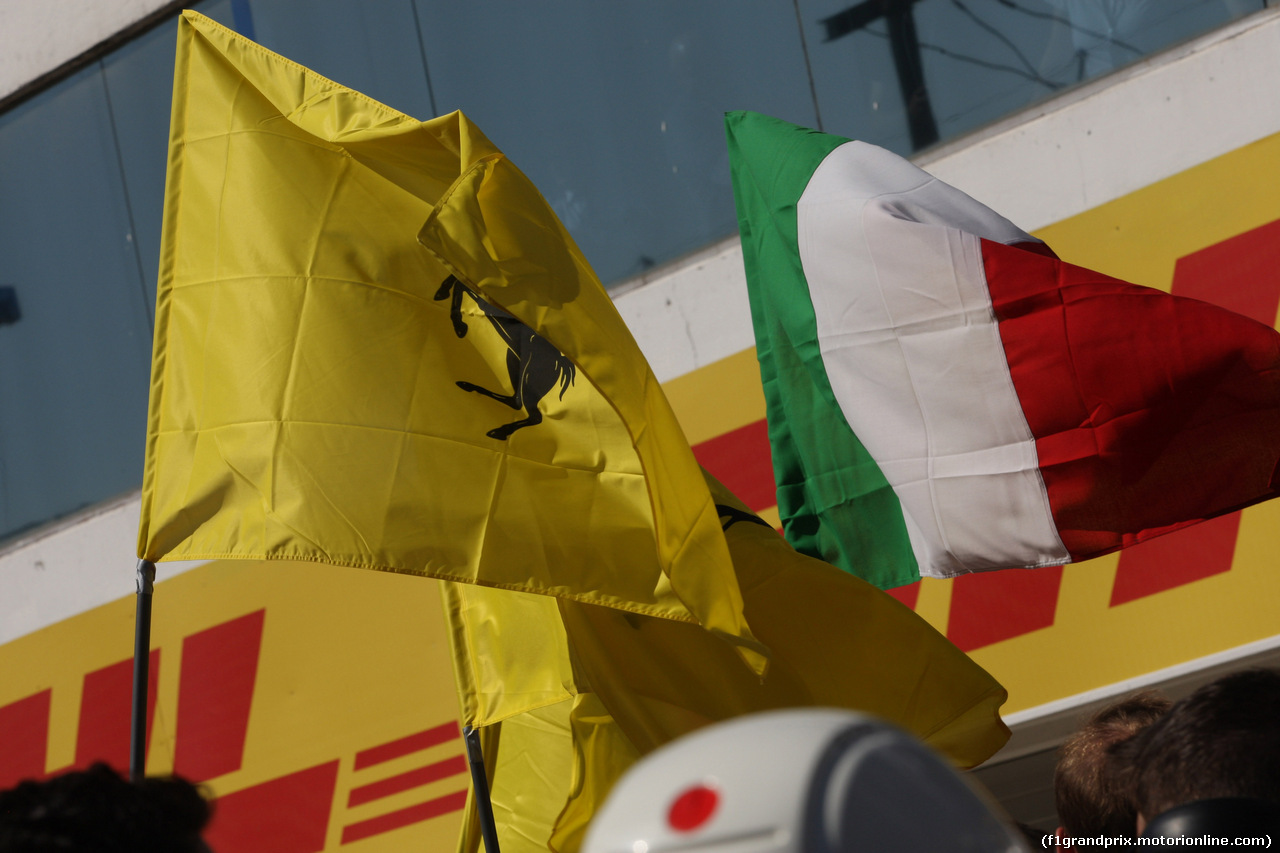 GP UNGHERIA, 26.07.2015 - Gara, Ferrari e Italia flags