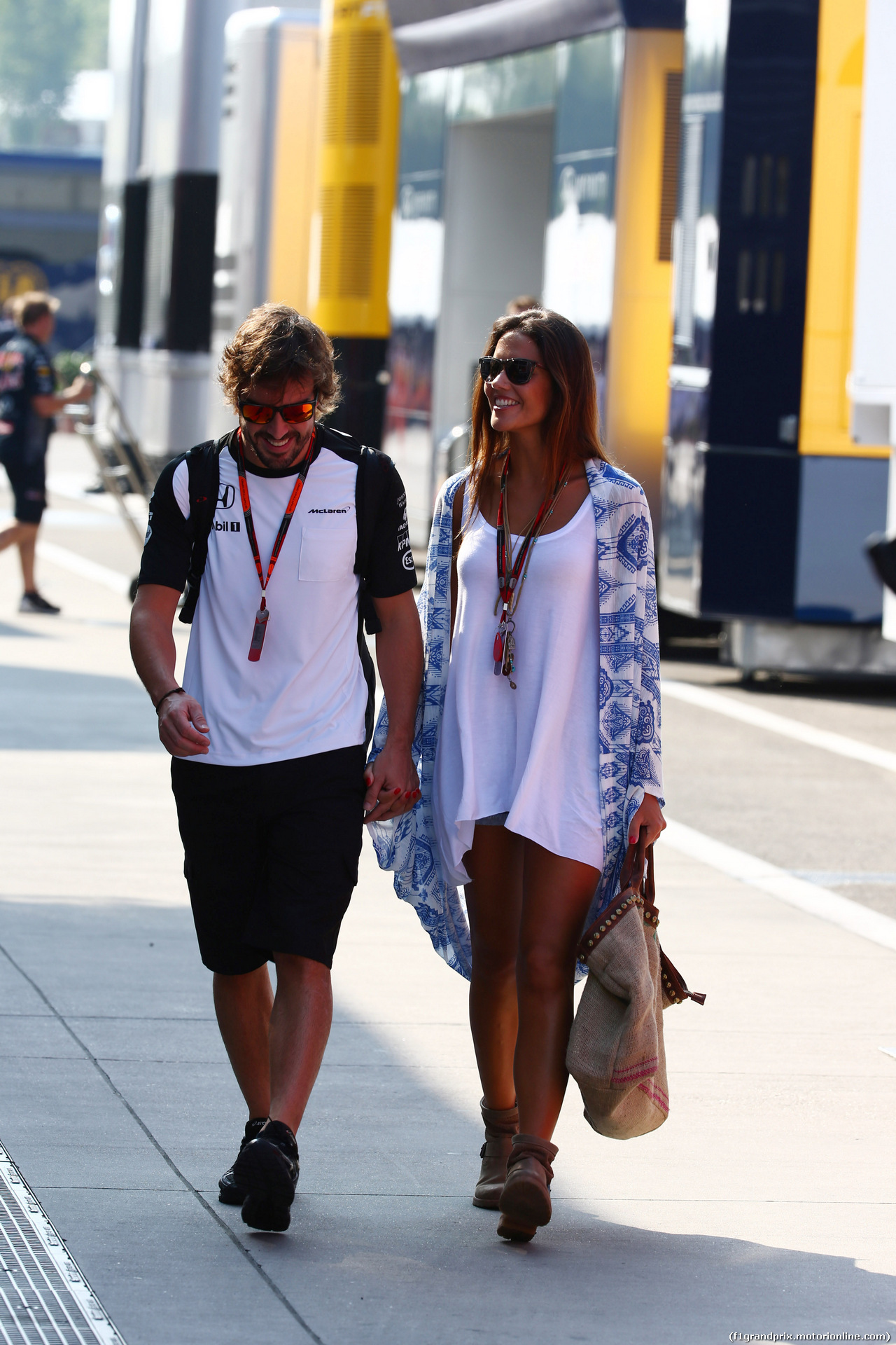GP UNGHERIA, 25.07.2015 - Fernando Alonso (ESP) McLaren Honda MP4-30 e Domenica Lara Alvarez (ESP)