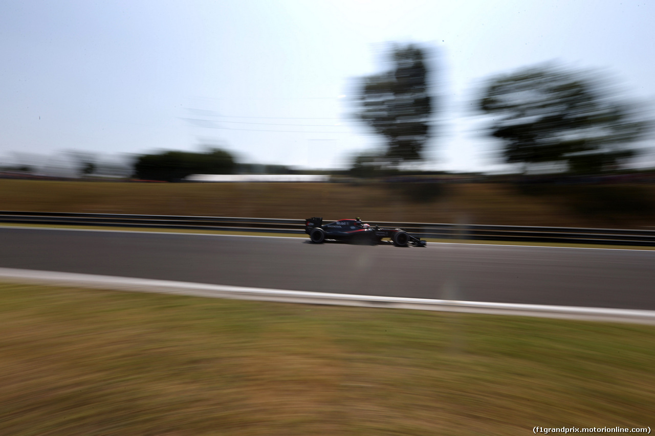 GP UNGHERIA, 24.07.2015 - Prove Libere 1, Jenson Button (GBR)  McLaren Honda MP4-30.