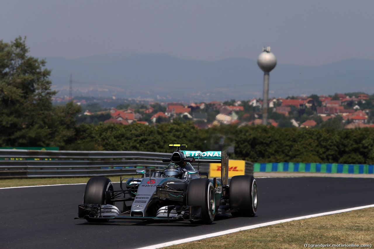 GP UNGHERIA, 24.07.2015- Prove Libere 1, Nico Rosberg (GER) Mercedes AMG F1 W06