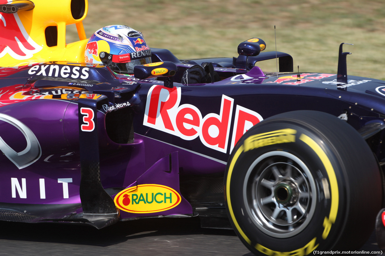 GP UNGHERIA, 24.07.2015- Prove Libere 2, Daniel Ricciardo (AUS) Red Bull Racing RB11