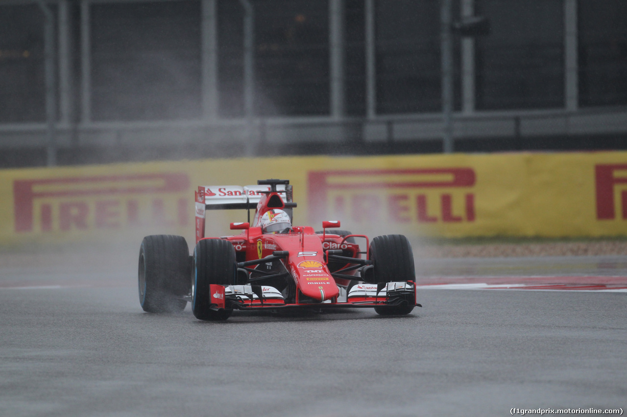 GP USA, 25.10.2015- Qualifiche, Sebastian Vettel (GER) Ferrari SF15-T