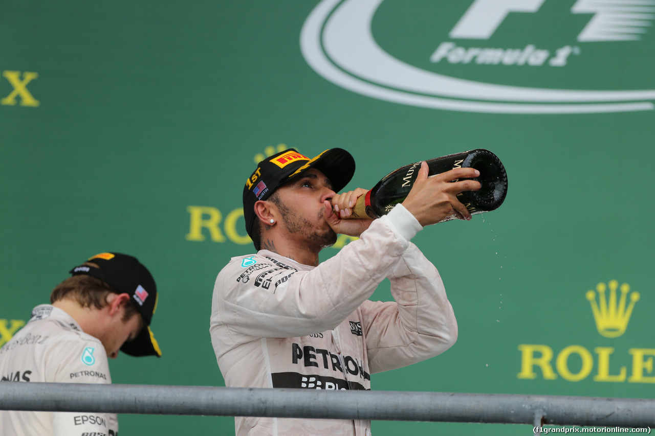 GP USA, 25.10.2015- Podium,  winner e 2015 F1 world champion Lewis Hamilton (GBR) Mercedes AMG F1 W06