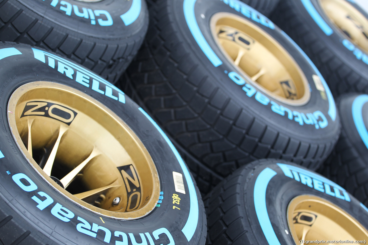 GP USA, 22.10.2015- OZ Wheels e Pirelli Tyres