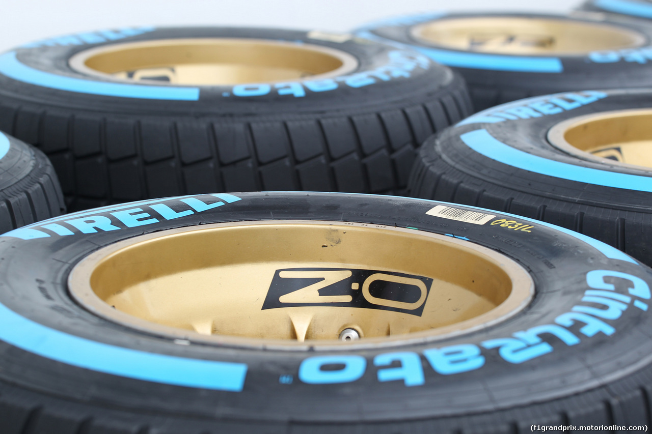 GP USA, 22.10.2015- OZ Wheels e Pirelli Tyres