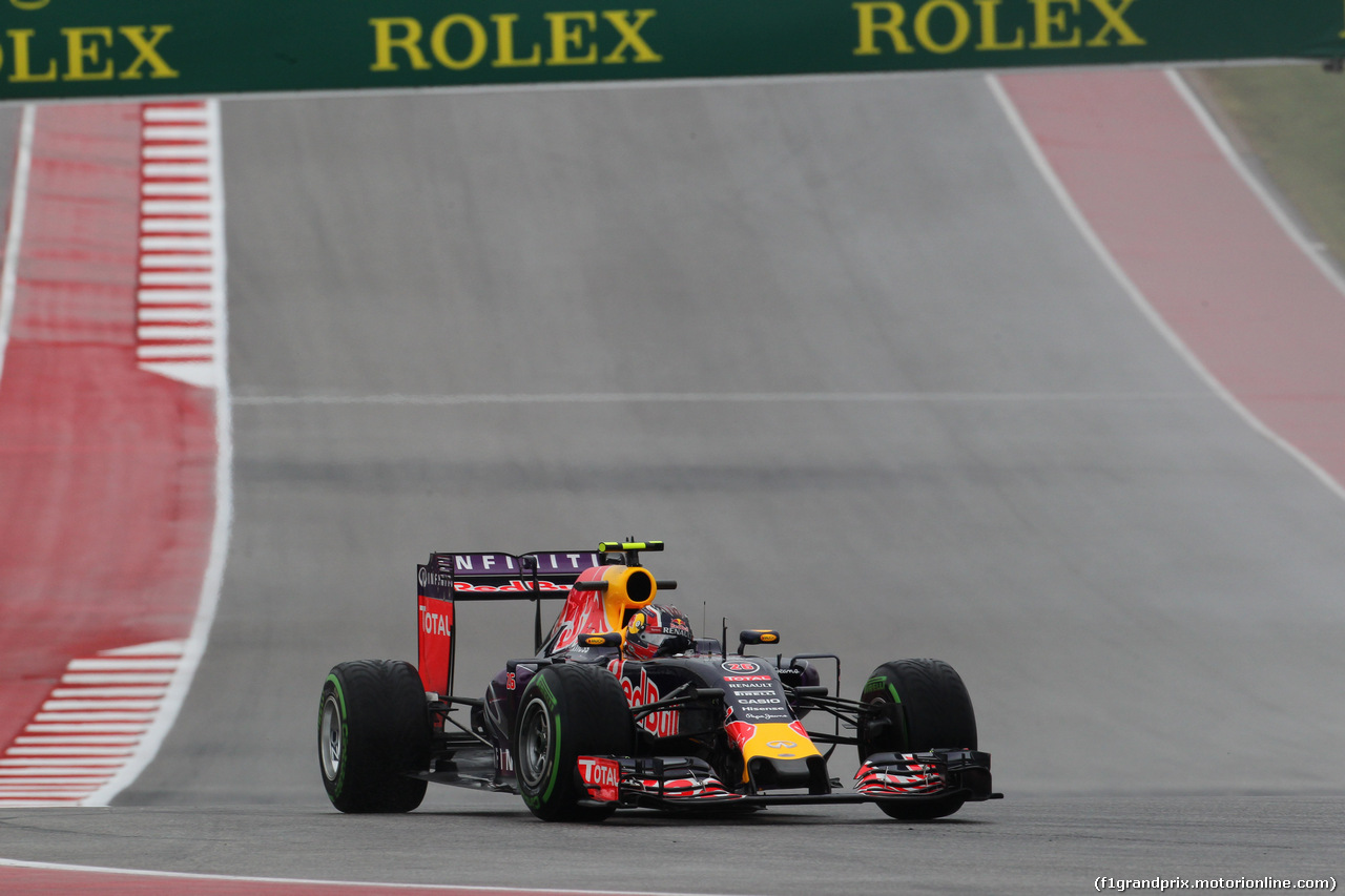 GP USA, 23.10.2015- Prove Libere 1, Daniil Kvyat (RUS) Red Bull Racing RB11