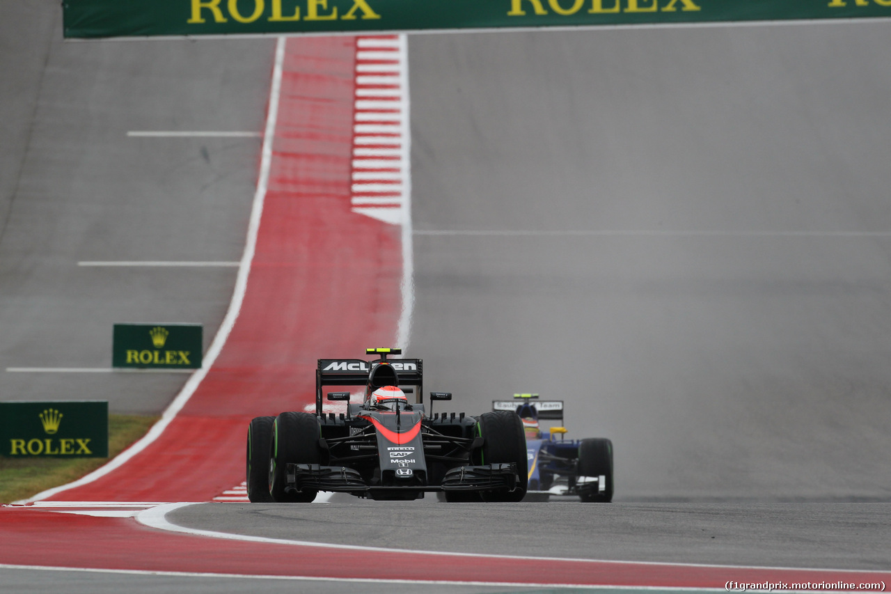 GP USA, 23.10.2015- Prove Libere 1, Jenson Button (GBR) McLaren Honda MP4-30