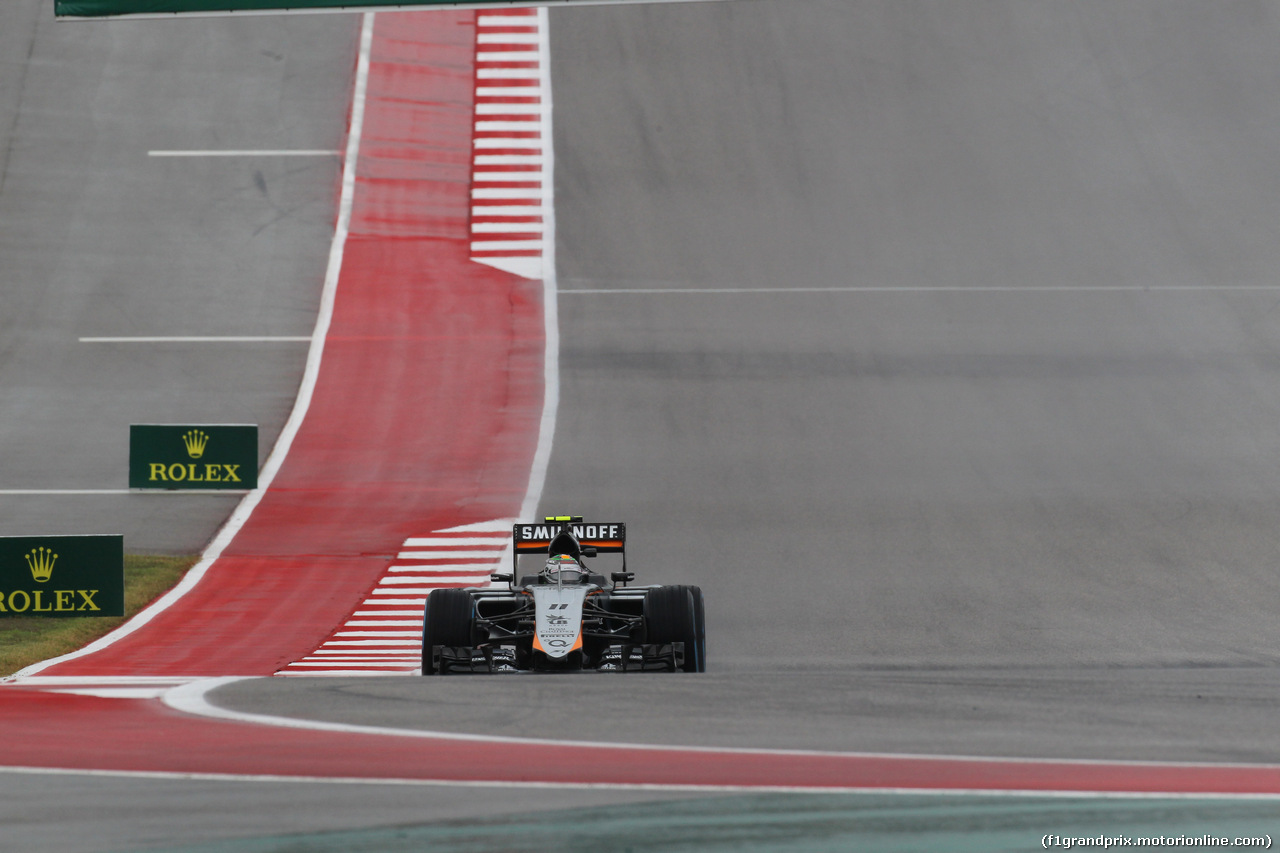 GP USA, 23.10.2015- Prove Libere 1, Sergio Perez (MEX) Sahara Force India F1 Team VJM08