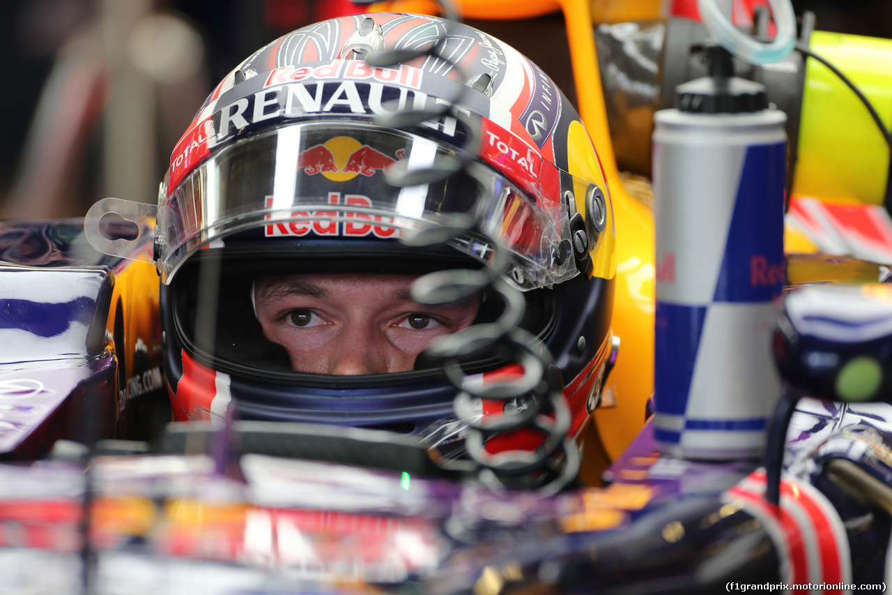 GP USA, 23.10.2015- Prove Libere 1, Daniil Kvyat (RUS) Red Bull Racing RB11