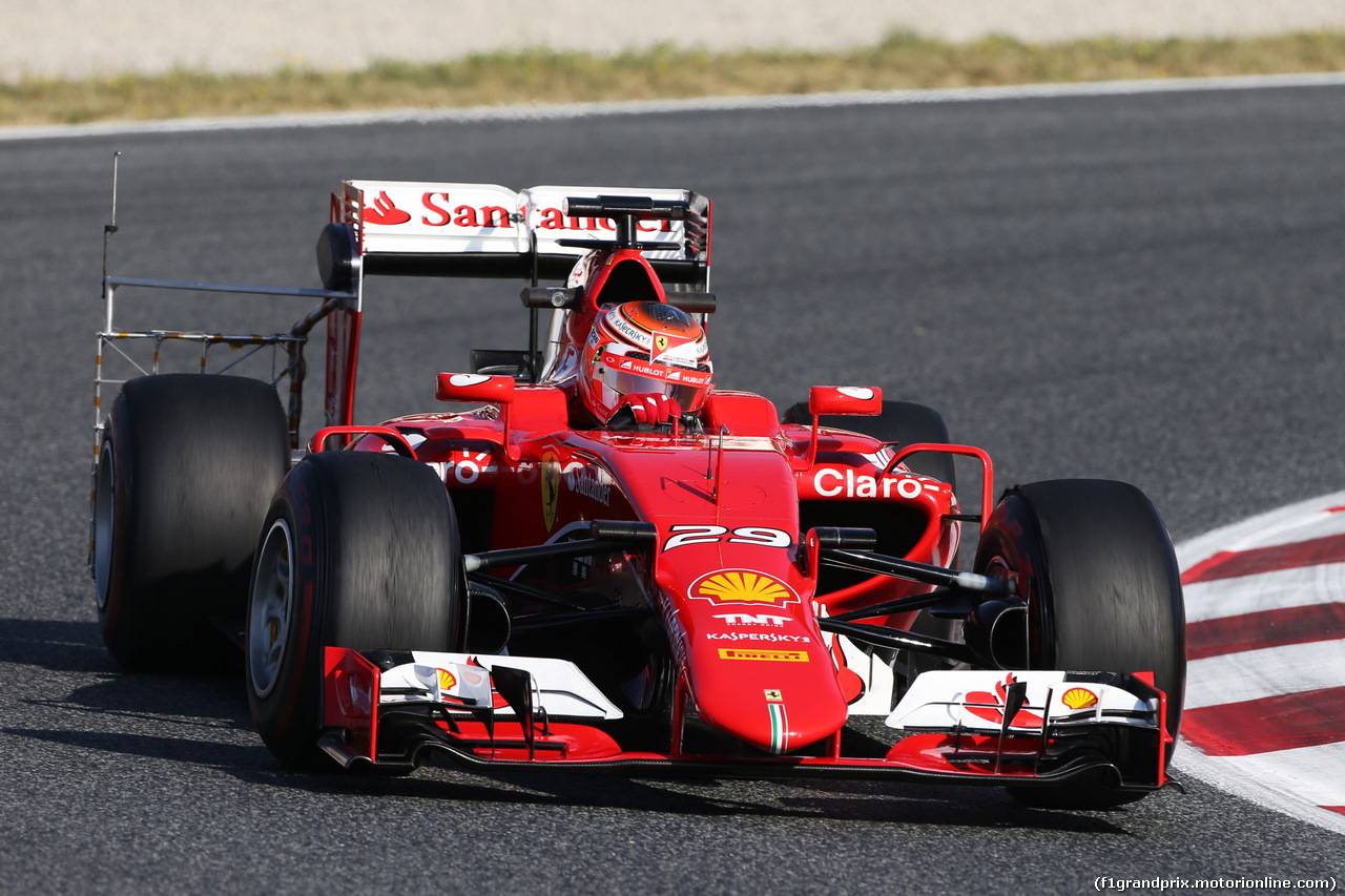 TEST F1 BARCELLONA 12 MAGGIO, Raffaele Marciello (ITA) Ferrari SF15-T Test Driver running sensor equipment.
12.05.2015.