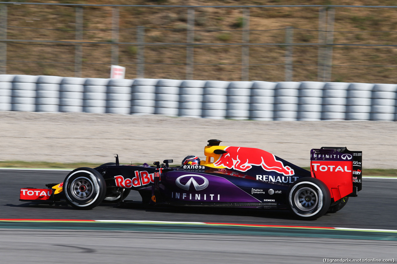 TEST F1 BARCELLONA 12 MAGGIO, Daniil Kvyat (RUS) Red Bull Racing RB11.
12.05.2015.