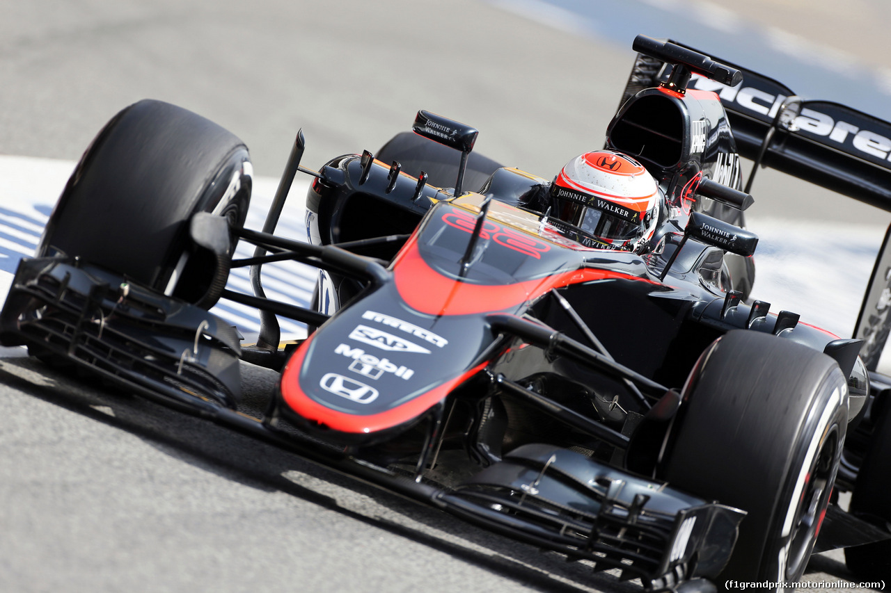 TEST F1 BARCELLONA 13 MAGGIO, Jenson Button (GBR) McLaren MP4-30.
13.05.2015.