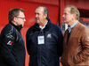 TEST F1 BARCELLONA 20 FEBBRAIO, David Hobbs (GBR) NBC Commentator (Centre) with Jonathan Palmer (GBR) (Right).
20.02.2015.