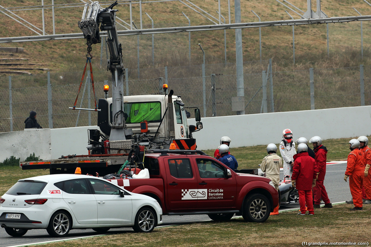 TEST F1 BARCELLONA 21 FEBBRAIO, Jenson Button (GBR) McLaren MP4-30 stops on the circuit.
21.02.2015.