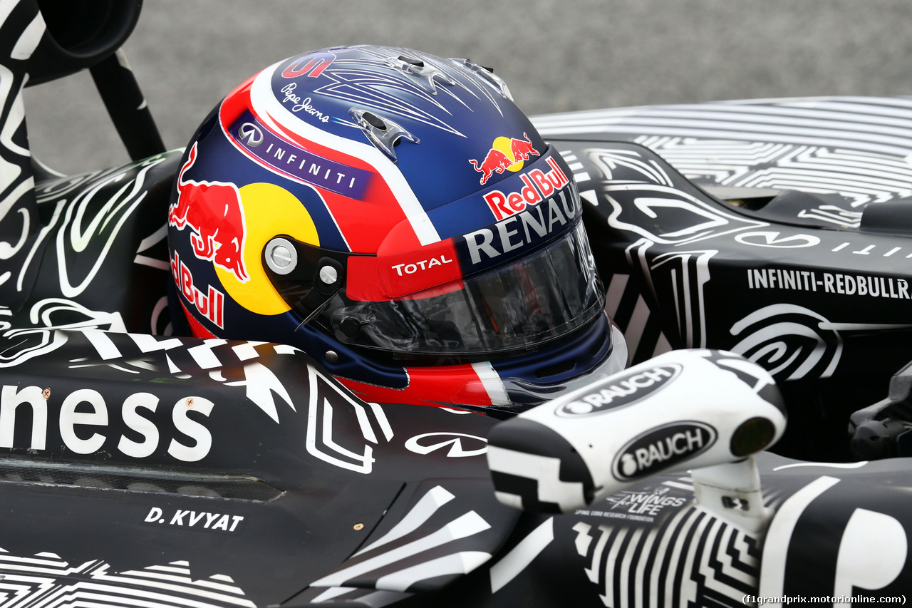 TEST F1 BARCELLONA 21 FEBBRAIO, Daniil Kvyat (RUS) Red Bull Racing RB11.
21.02.2015.