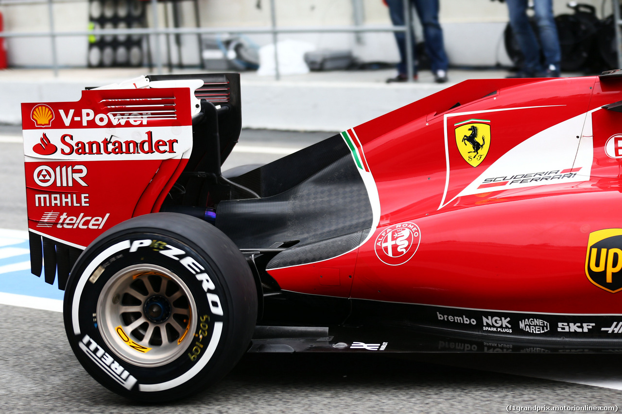 TEST F1 BARCELLONA 21 FEBBRAIO, Ferrari SF15-T engine cover detail.
21.02.2015.