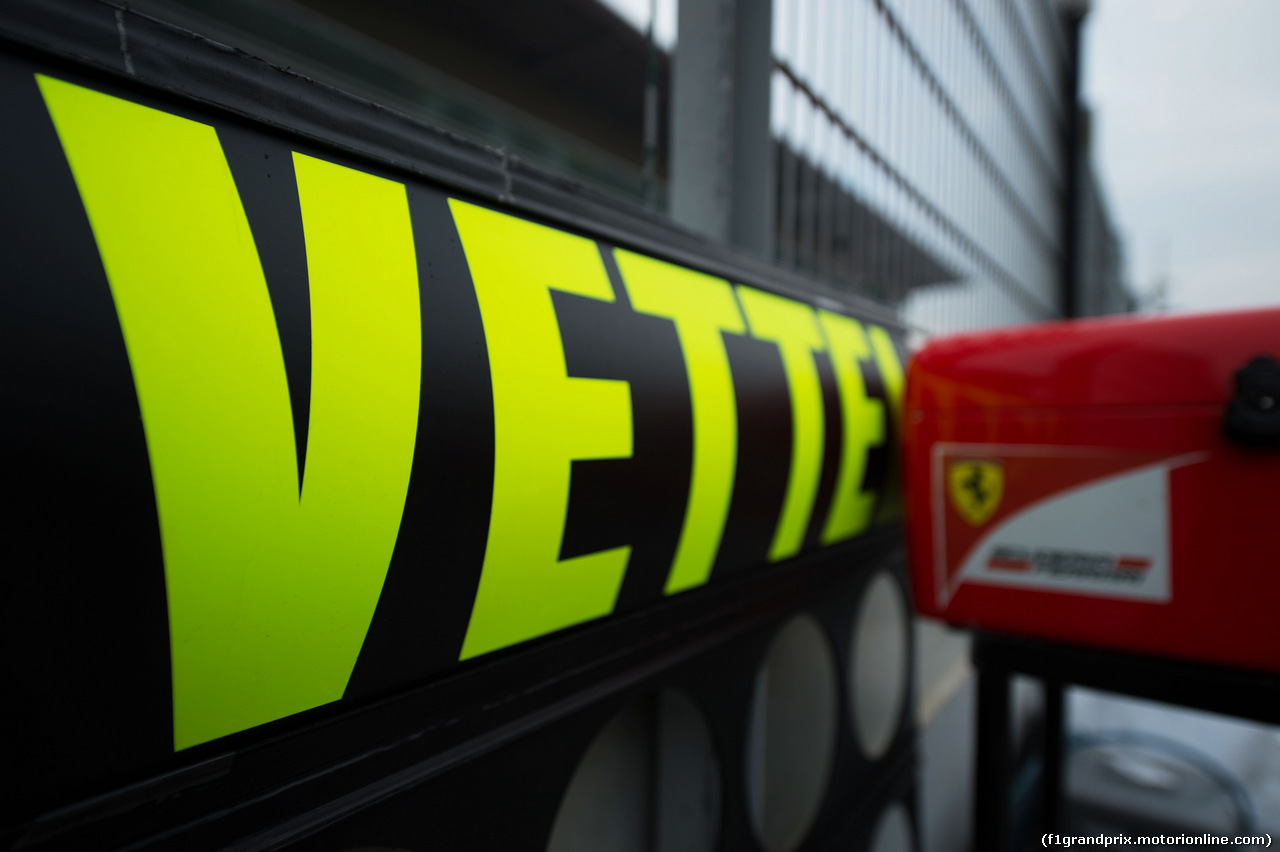 TEST F1 BARCELLONA 21 FEBBRAIO, Pit board for Sebastian Vettel (GER) Ferrari.
21.02.2015.