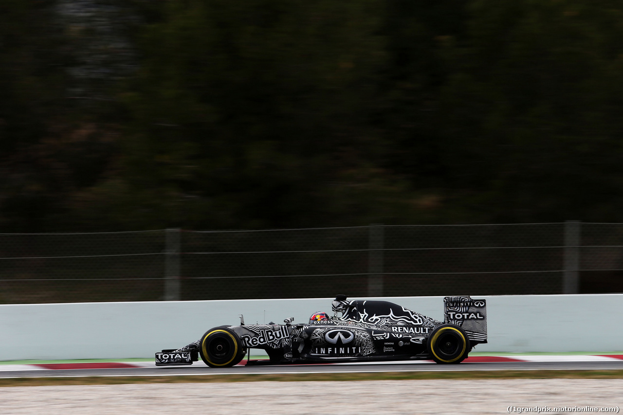 TEST F1 BARCELLONA 21 FEBBRAIO, Daniil Kvyat (RUS) Red Bull Racing RB11.
21.02.2015.