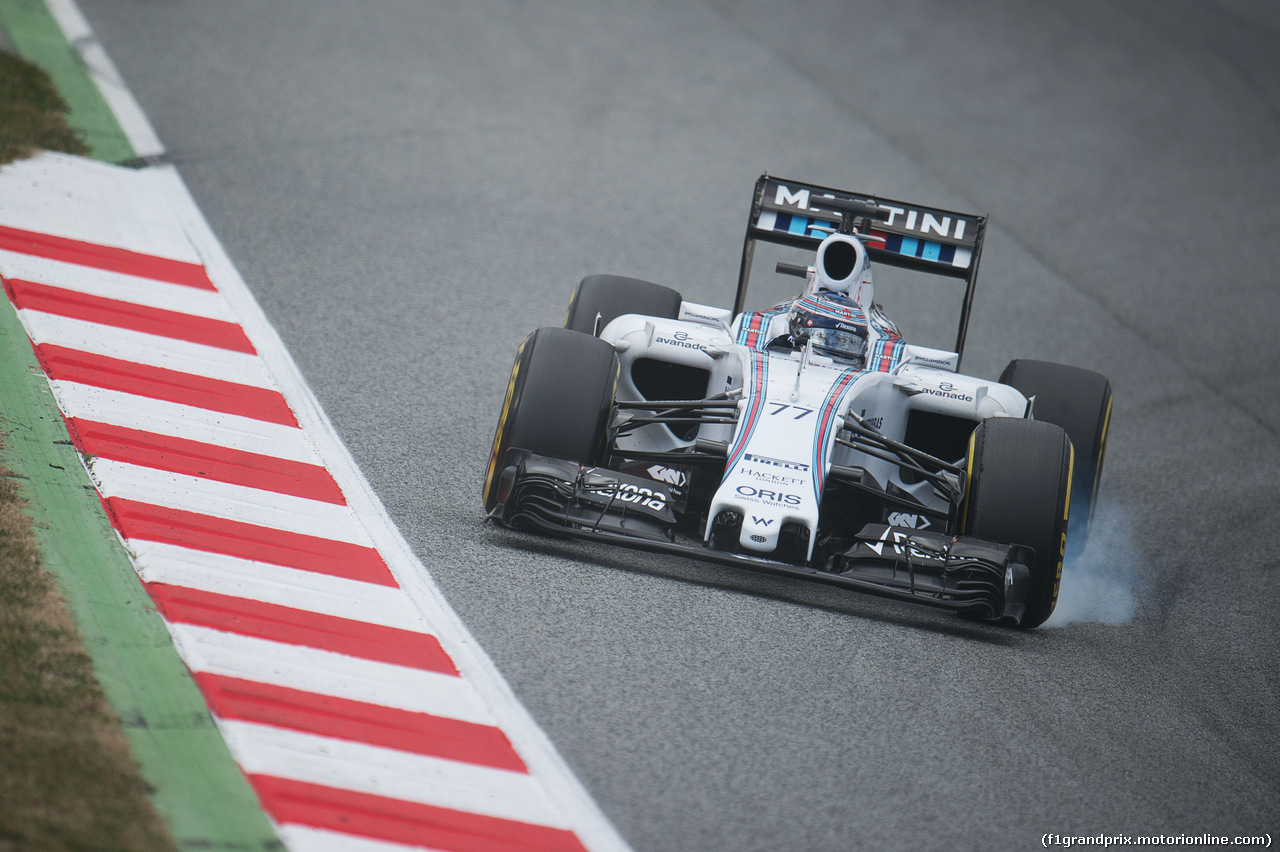 TEST F1 BARCELLONA 21 FEBBRAIO, Valtteri Bottas (FIN) Williams FW37 locks up under braking.
21.02.2015.