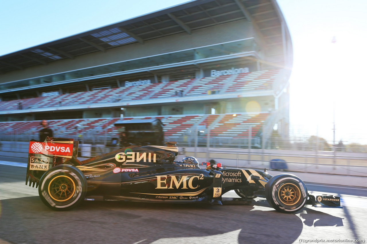 TEST F1 BARCELLONA 22 FEBBRAIO, Romain Grosjean (FRA) Lotus F1 E23 leaves the pits.
22.02.2015.