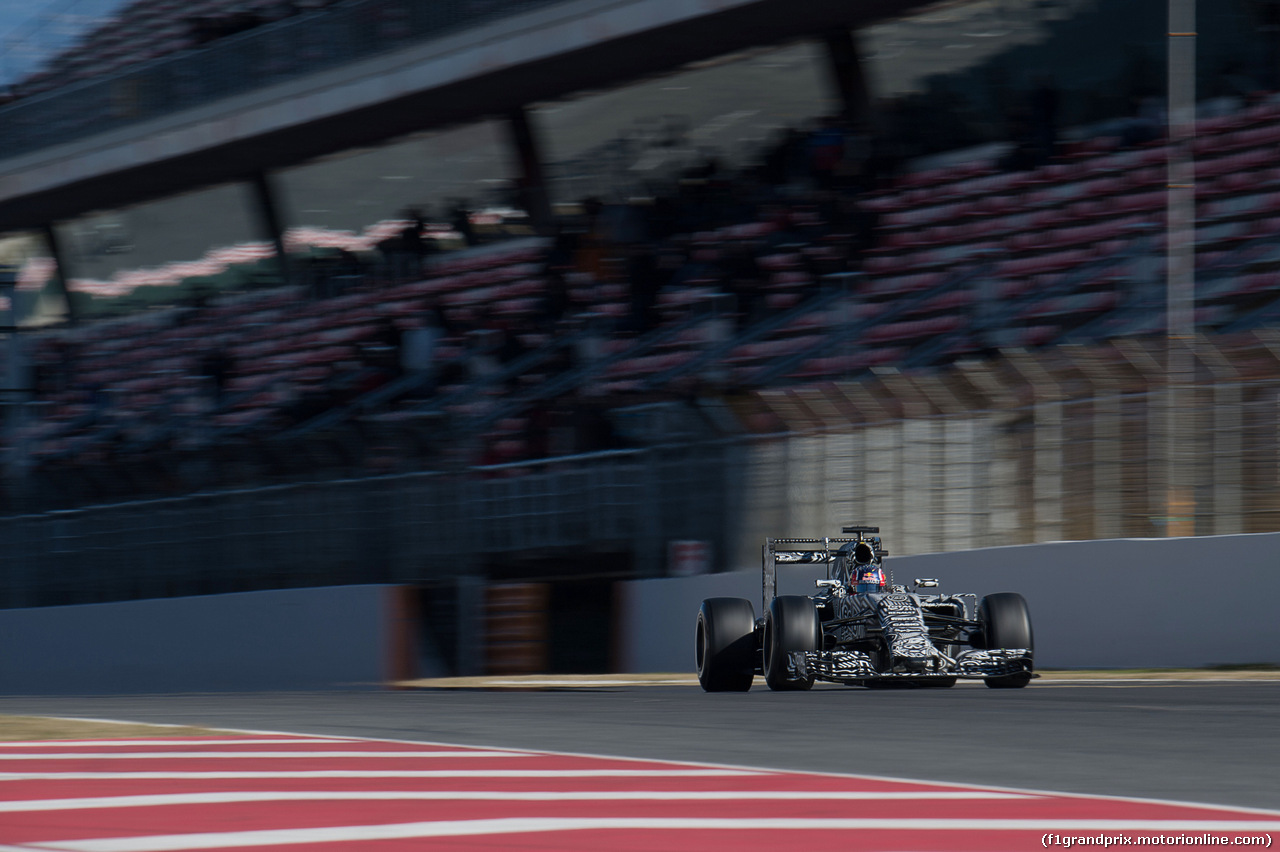 TEST F1 BARCELLONA 22 FEBBRAIO, Daniil Kvyat (RUS) Red Bull Racing RB11.
22.02.2015.