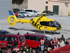 F1-TEST BARCELONA 22. FEBRUAR, Fernando Alonso (ESP) McLaren wird mit einem Hubschrauber von der Rennstrecke geflogen. 22.02.2015.
