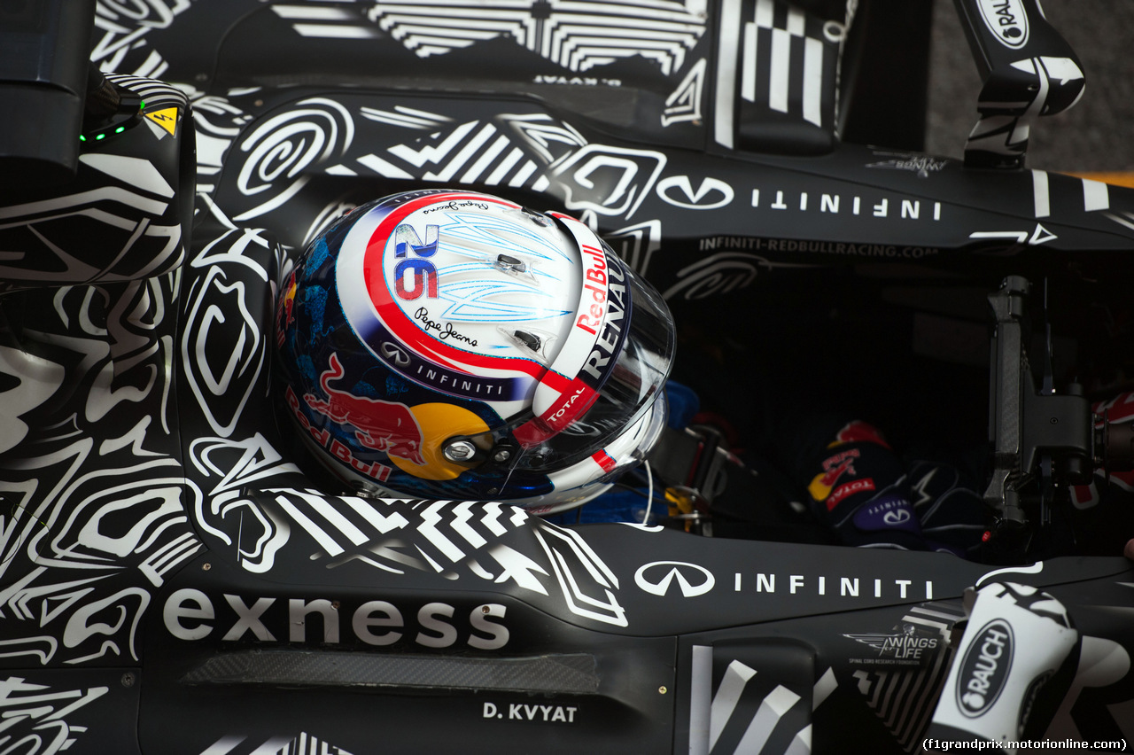 TEST F1 BARCELLONA 26 FEBBRAIO, Daniil Kvyat (RUS) Red Bull Racing RB11.
26.02.2015.