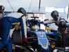 TEST F1 BARCELLONA 26 FEBBRAIO, Marcus Ericsson (SWE) Sauber C34 practices a pit stop.
26.02.2015.