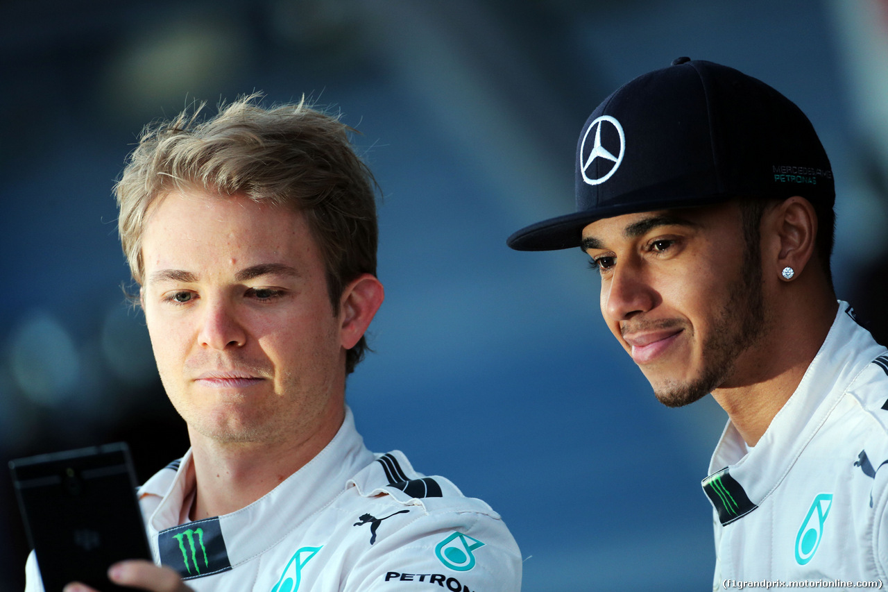 TEST F1 JEREZ 1 FEBBRAIO, (L to R): Nico Rosberg (GER) Mercedes AMG F1 with Lewis Hamilton (GBR) Mercedes AMG F1.
01.02.2015.