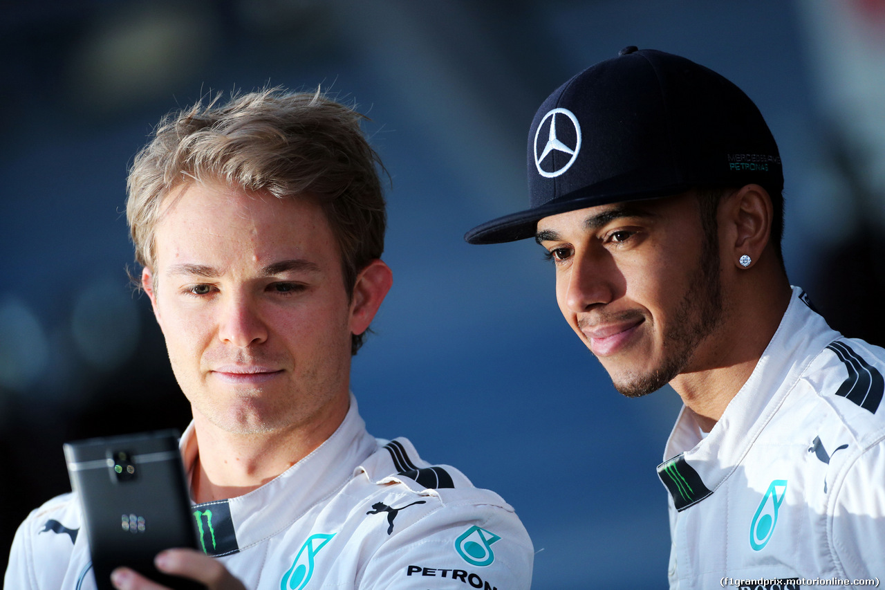TEST F1 JEREZ 1 FEBBRAIO, (L to R): Nico Rosberg (GER) Mercedes AMG F1 with Lewis Hamilton (GBR) Mercedes AMG F1.
01.02.2015.